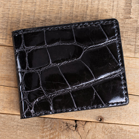 Alligator Full Gloss Black Bifold
